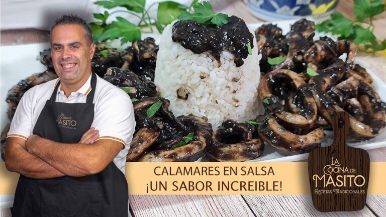 arroz blanco con calamares en su tinta