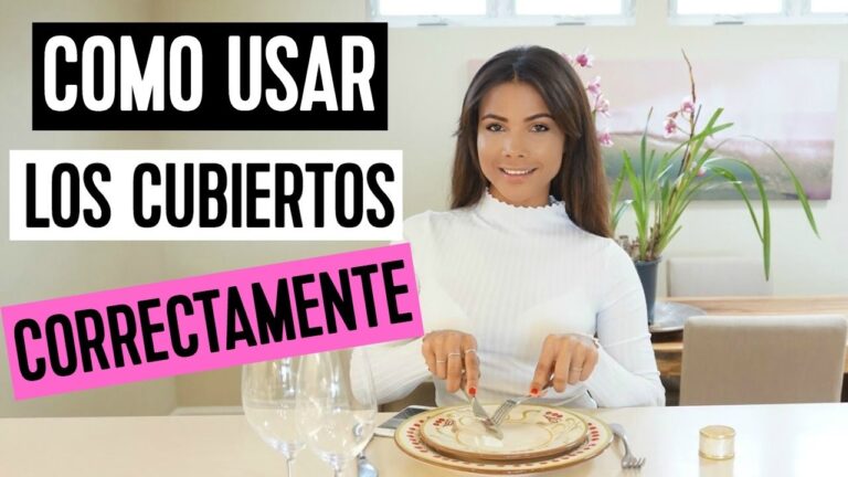 como colocar cuchillo y tenedor en la mesa