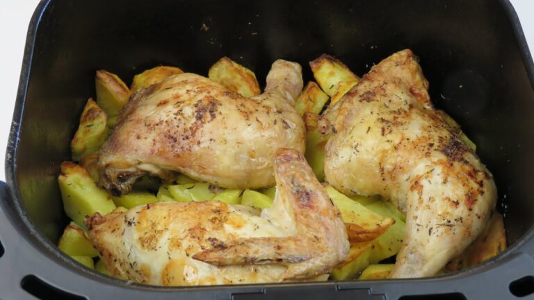contramuslos de pollo con patatas en freidora de aire