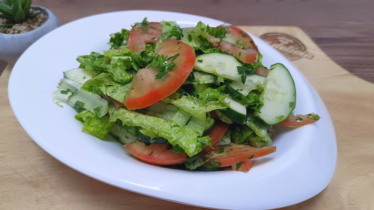 cuantas calorias tiene una ensalada de lechuga y tomate