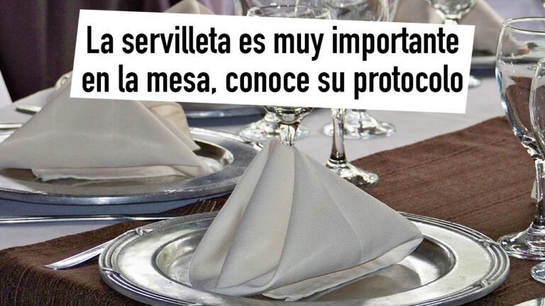 donde se deja la servilleta despues de comer