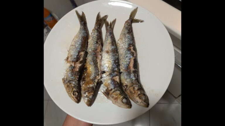 sardinas a la plancha se limpian