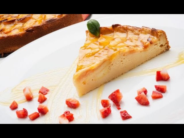 tarta de manzana con hojaldre y crema pastelera eva arguiñano
